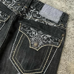 Wing Pattern Loose Short