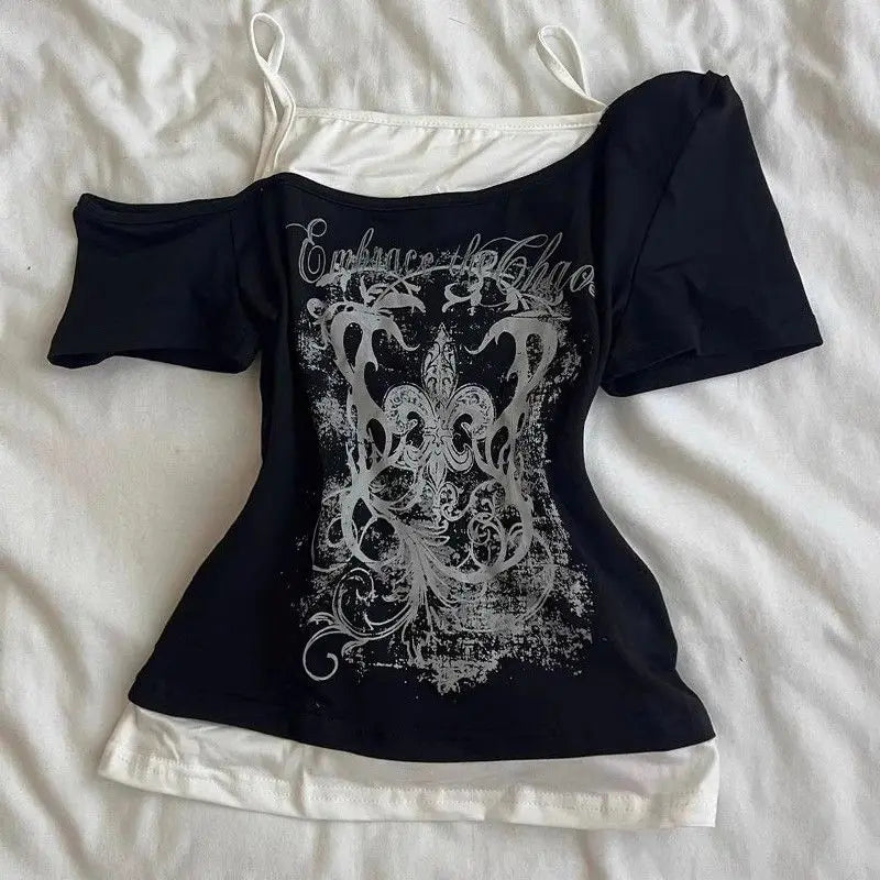 Gothic Print Fake Two-piece Black Crop Top Main image