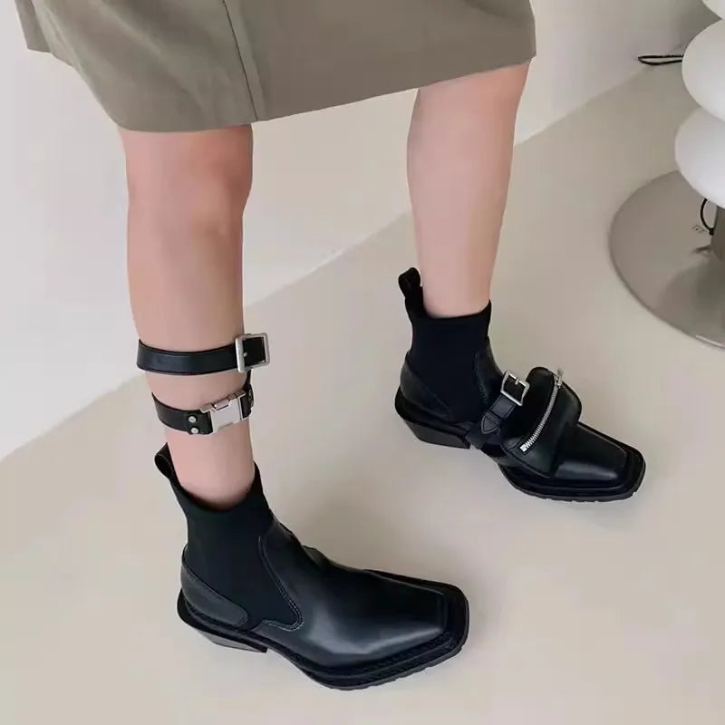 2024 Luxury Block Heel Gothic Ankle Boot Main image