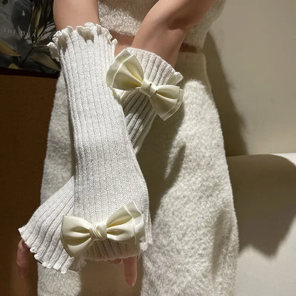 Gothic Knitted Bow Tie Glove