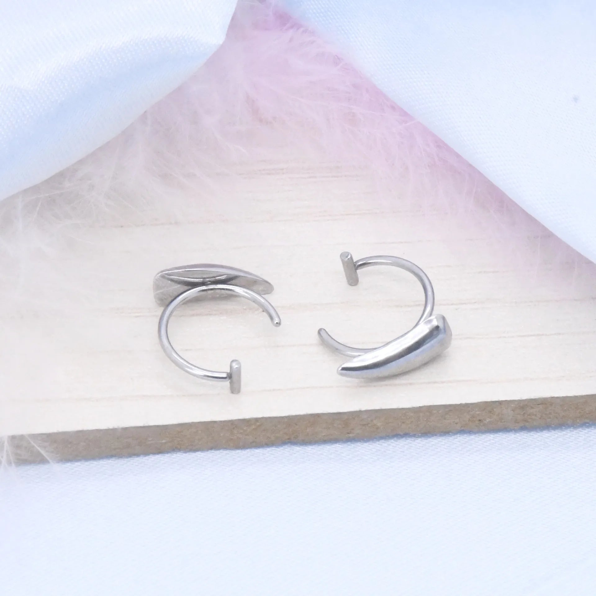 Sharp Gothic Fake Lip Stud