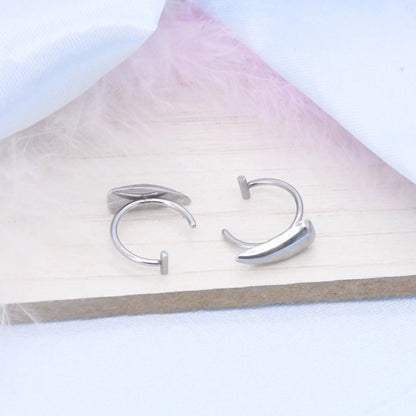 Sharp Gothic Fake Lip Stud