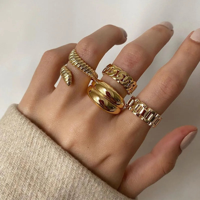 Punk Irregular Pearl Gothic Metal Ring