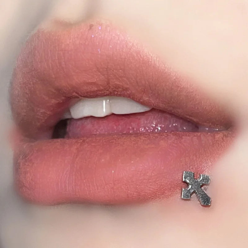 Cross Medusa Dahlia Flat Lip Stud Main image