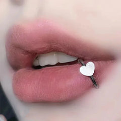 Cross Heart Seamless Lip Stud