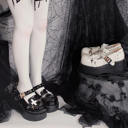 Gothic Velvet Lace Platform Sneaker