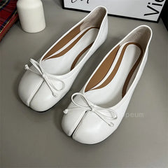 Women Red PU Leather Split Toe Ballet Flat