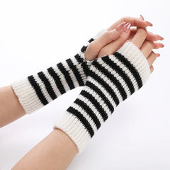Gothic Striped Knitted Glove