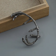 Vintage Black Dragon Claw Zinc Alloy Earring