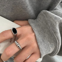 Trendy Gothic Geometric Ring