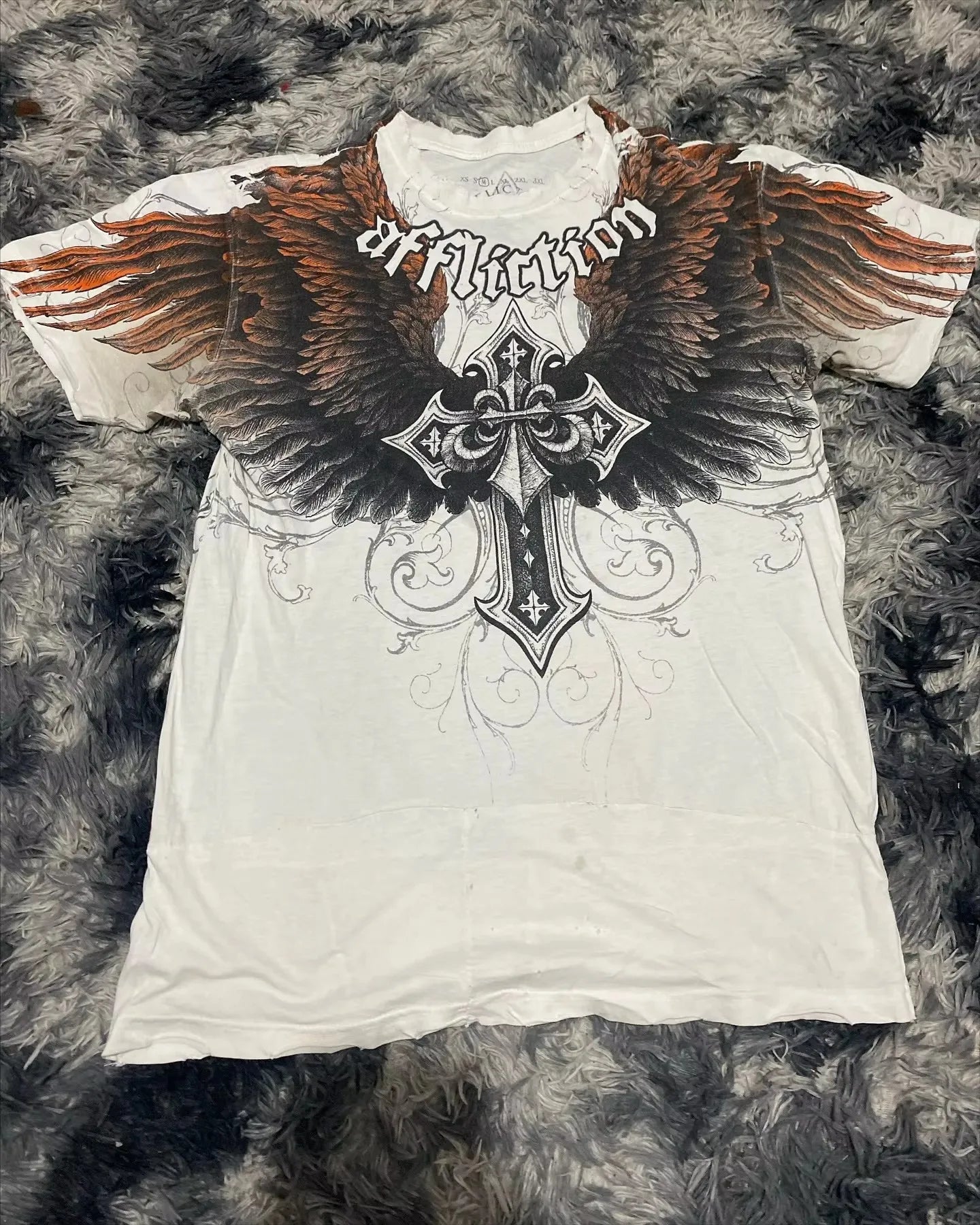 Colorful Wings Print Cotton T-shirt Main image