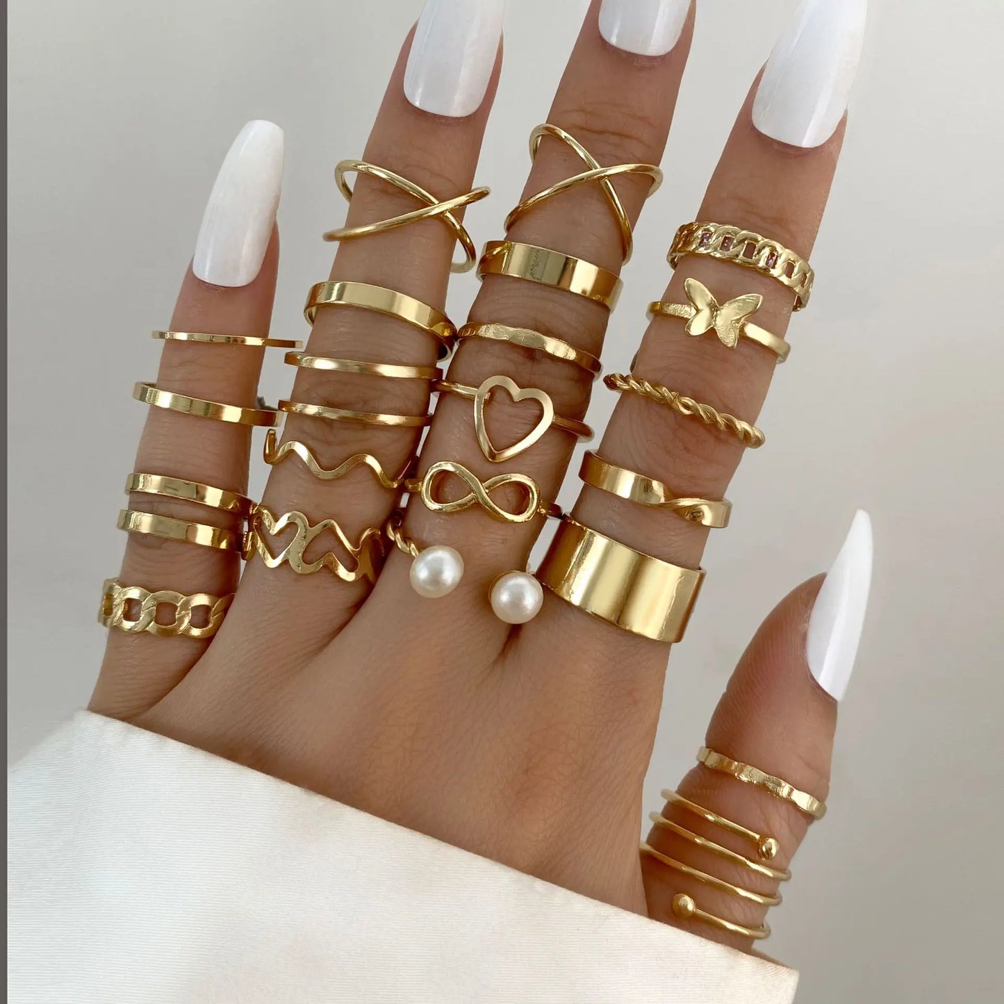Retro Lady Gold Coin Gothic Spider Ring