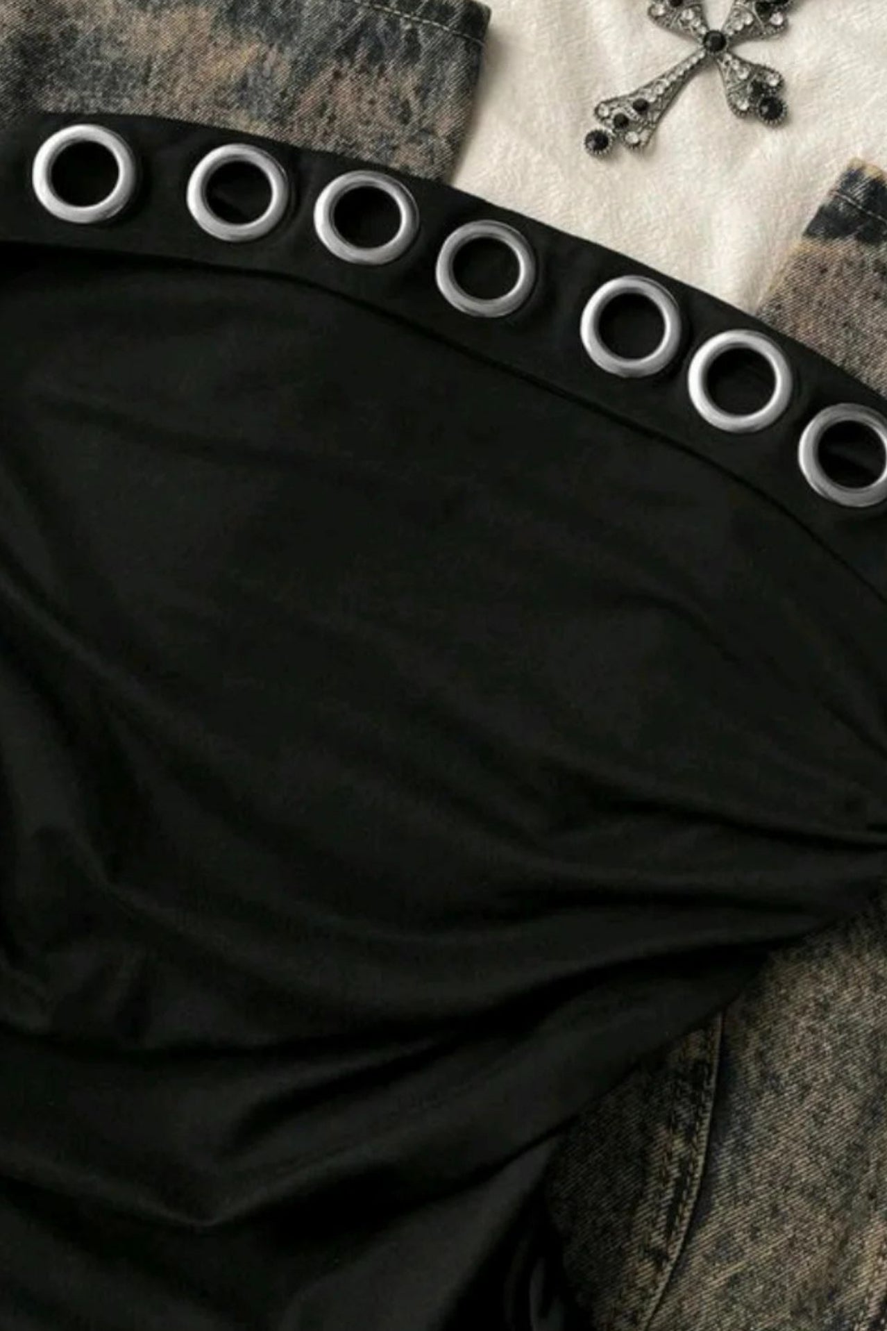 Ring Detail Strapless Drawstring Crop Top Secondary image