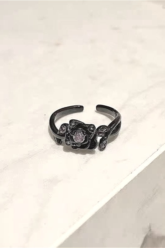 Retro Court Style Dark Stackable Ring Secondary image