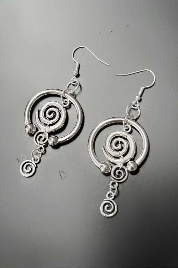 Silver Swirl Handmade Chic Earings Secondary image