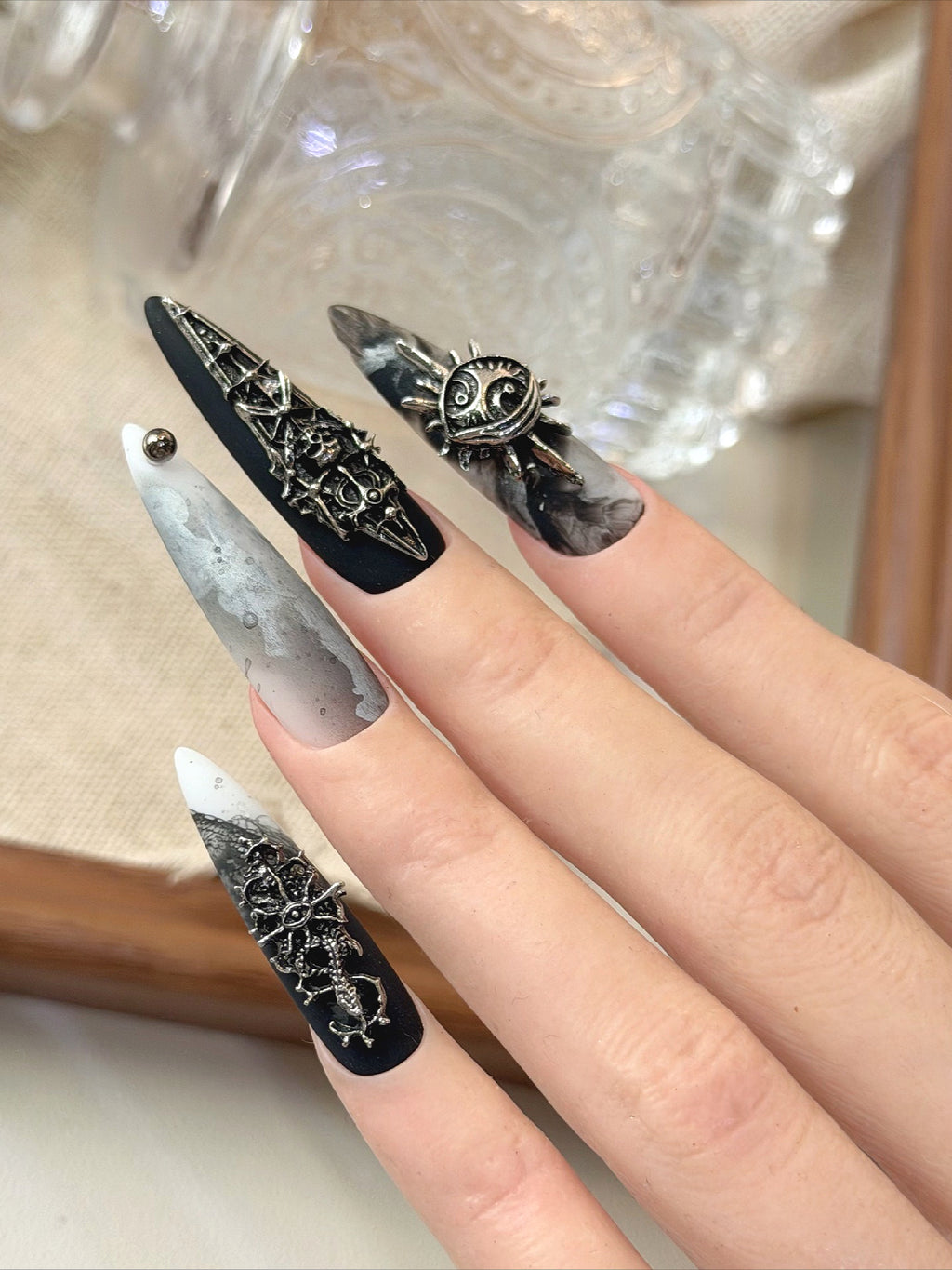 Dark Gothic Skull Retro Long Stiletto Press On Nails