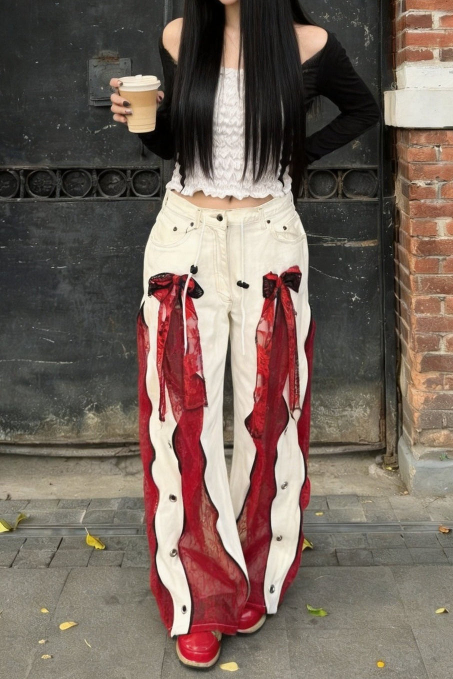 Bow Lace Panel Curved Pants