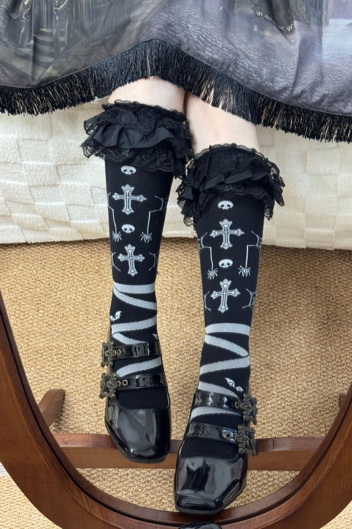 Cross Skull Lace Trim Socks Main image