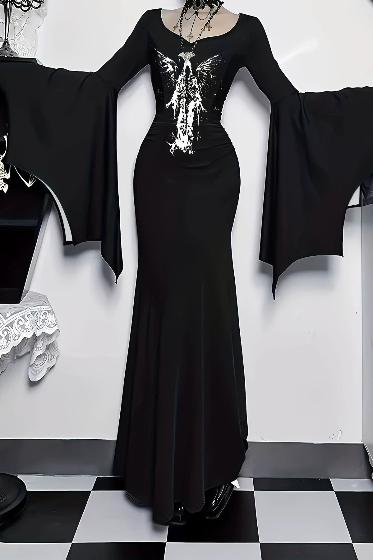 Batwing Cuff Graphic Maxi Dress