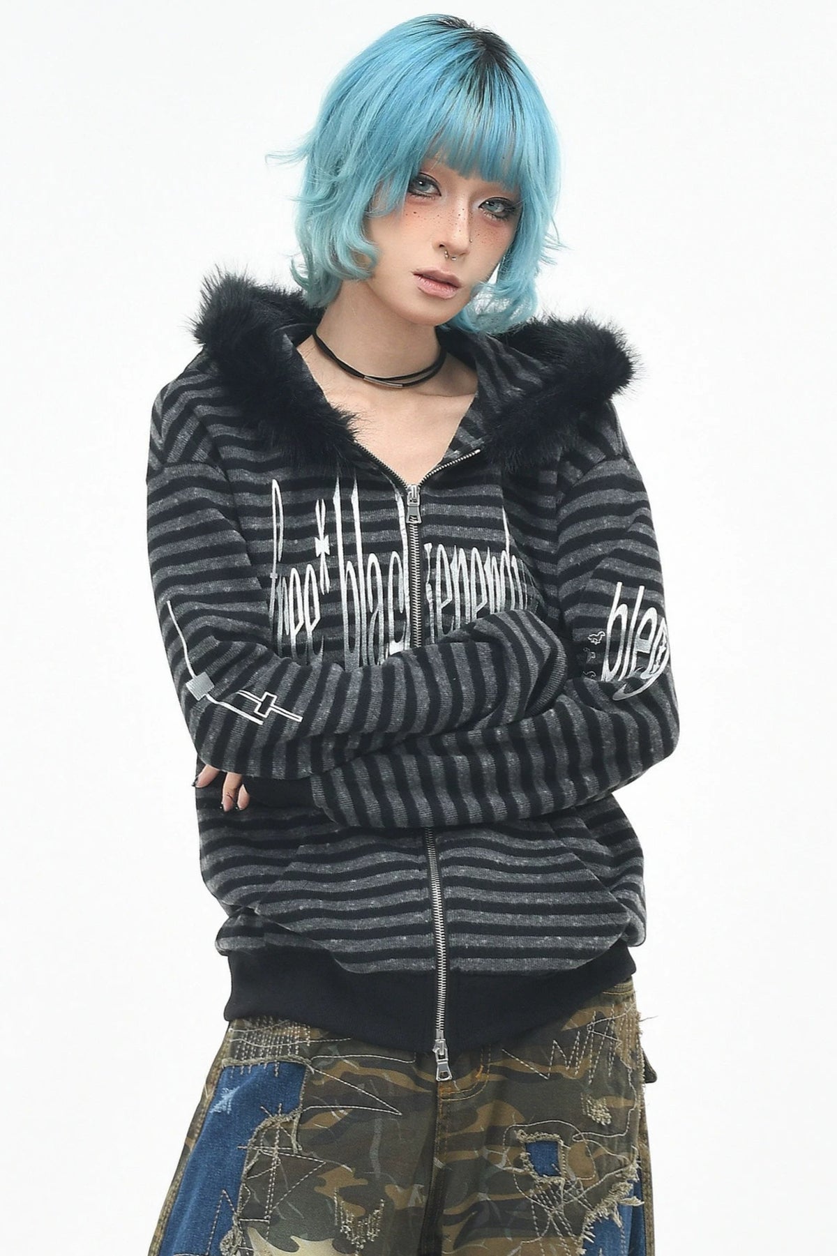 GothicPunkBlack and Grey Striped Cropped Hoodie