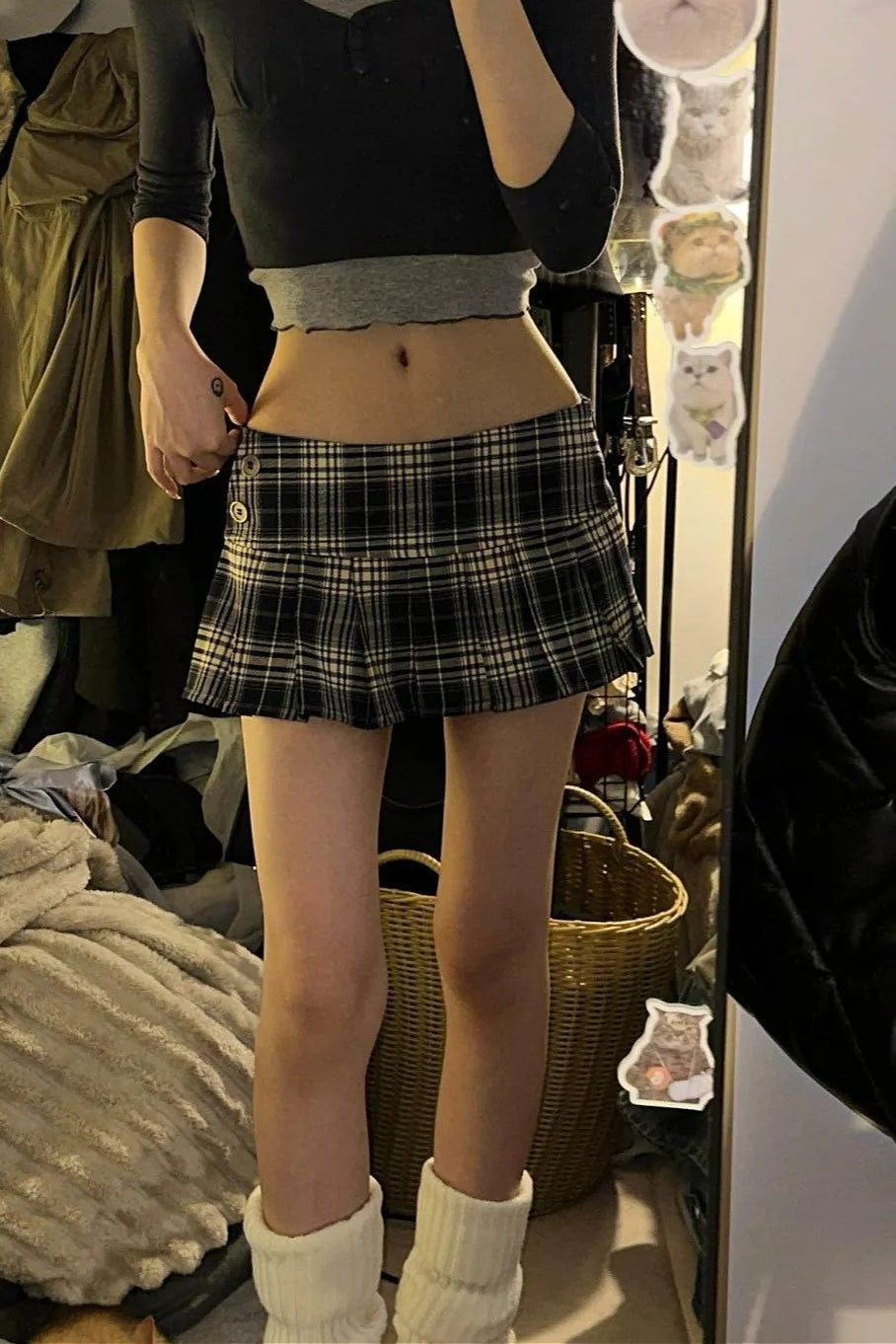 Y2K Punk Low-Waist Plaid Skirt Secondary image