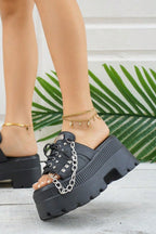 Lace-Up Chain Platform Slides
