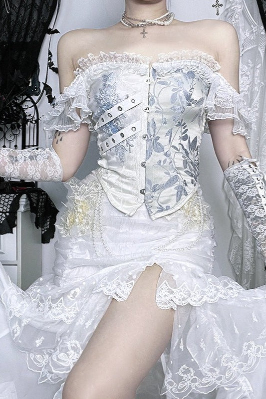Gothic Court Embroidery High Slit Skirt Secondary image