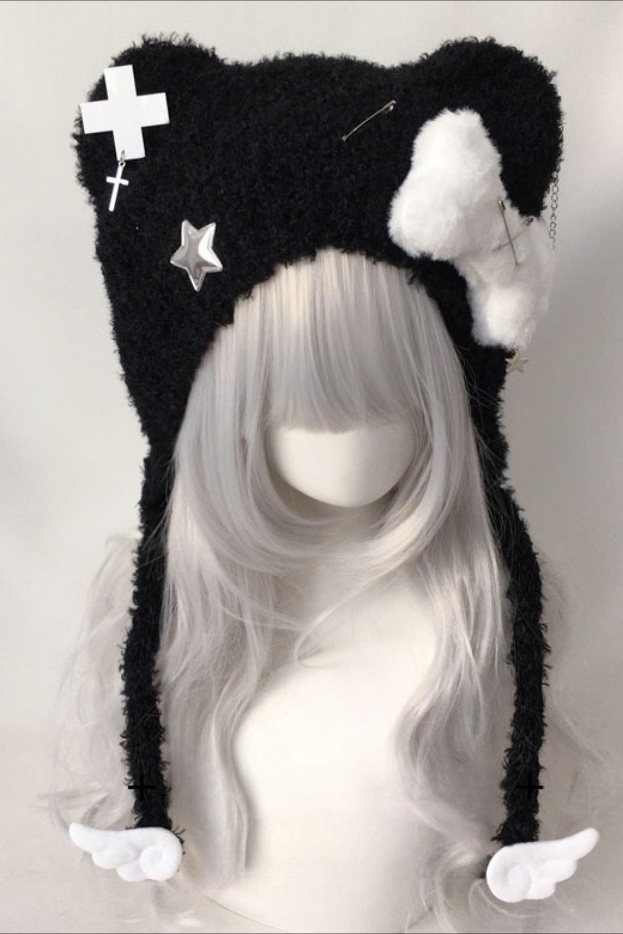 Cute Cross Star Y2K Short Knit Hat Secondary image