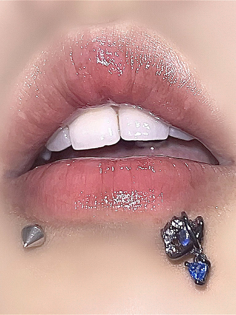 Rhinestone Planet Zircon Lip Stud Secondary image