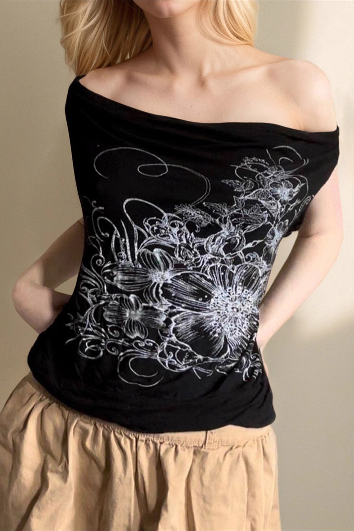 Convertible Cowl Neck Graphic Top Secondary image