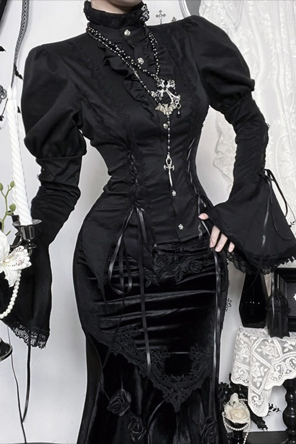Versatile Dark Lolita Flare Sleeve Blouse
