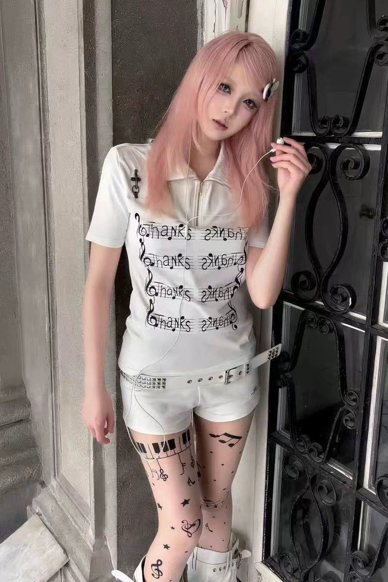 Note Printed Slim Stand Collar T-shirt Main image