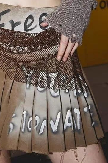 Graphic Fringe Pleated Mini Skirt