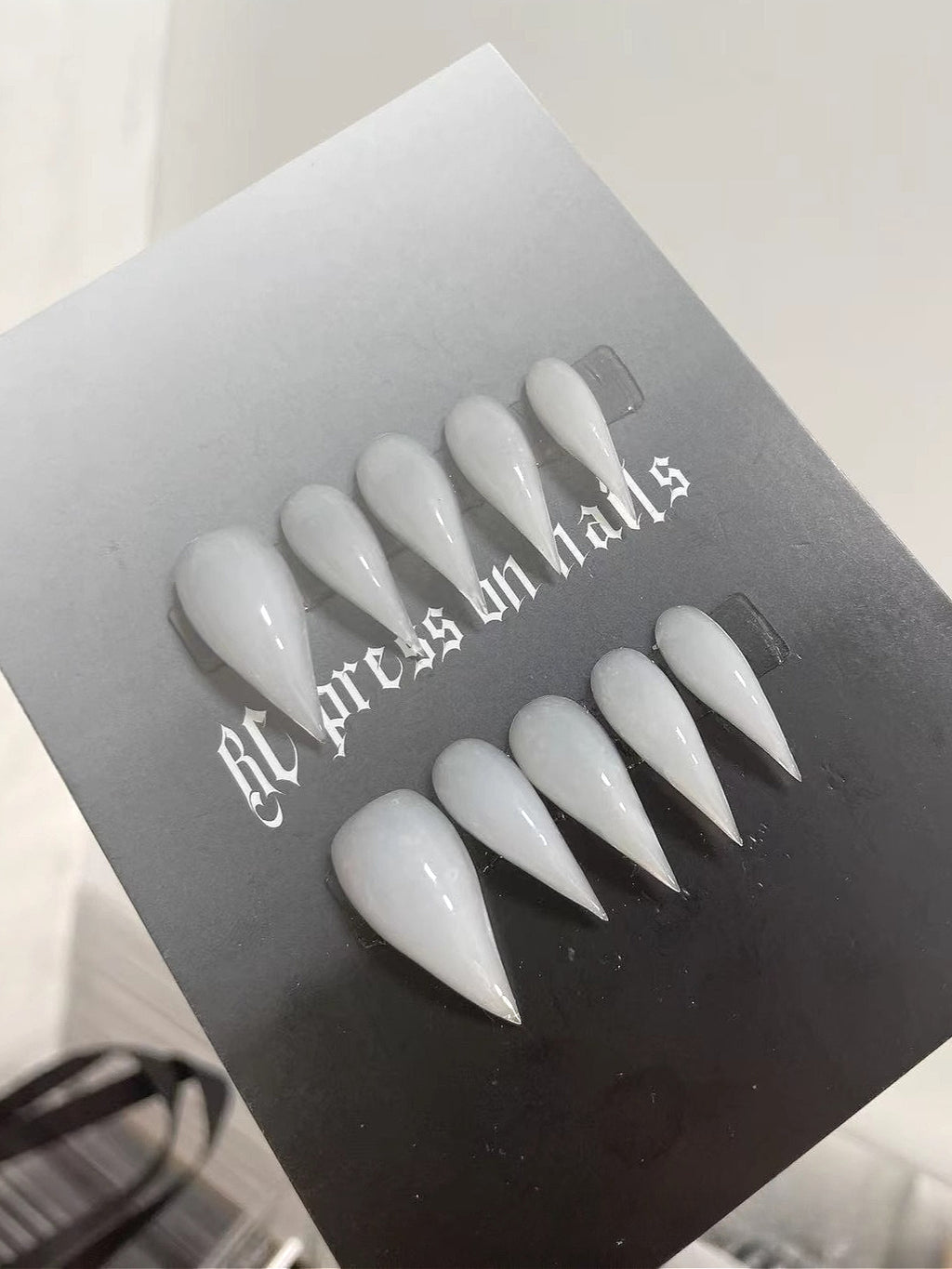 Cute Pure White Cat Paw Press On Nails