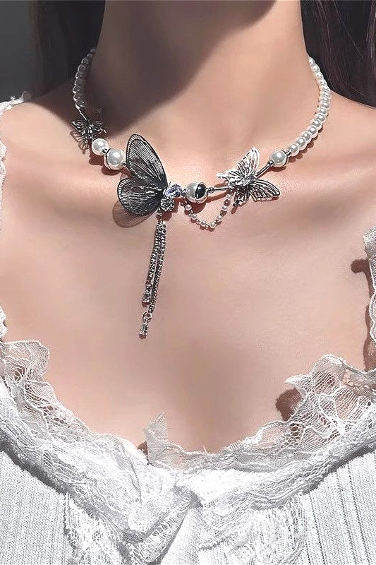Vintage Irregular Butterfly Pearl Necklace