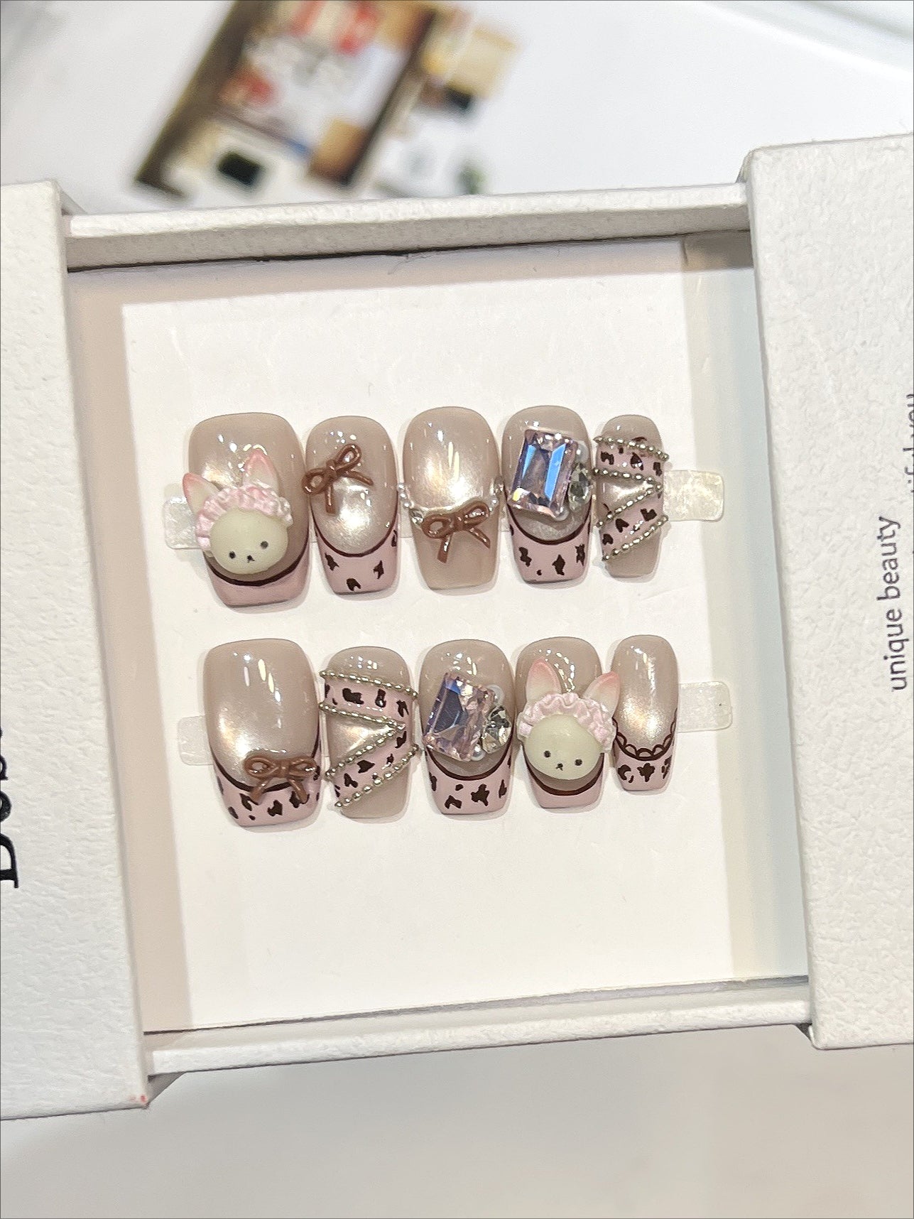 Sweet Cool Leopard Print Butterfly Press On Nails Secondary image
