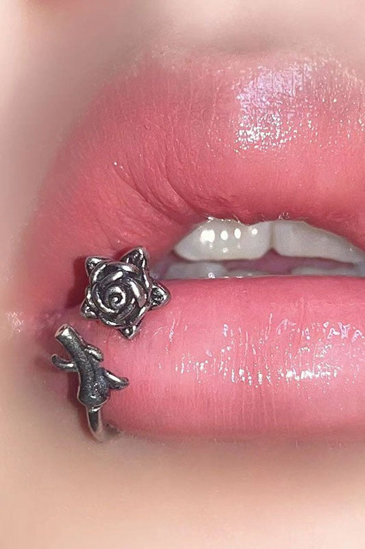 Vintage Antique Rose Lip Stud