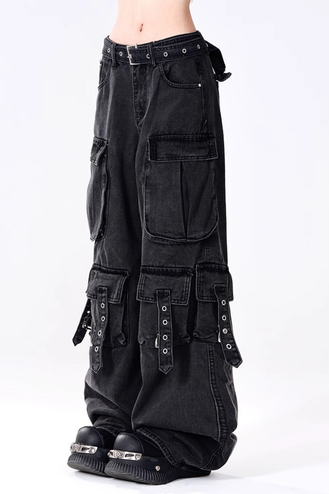 Multi Pocket Strap Wide Leg Cargo Jeans
