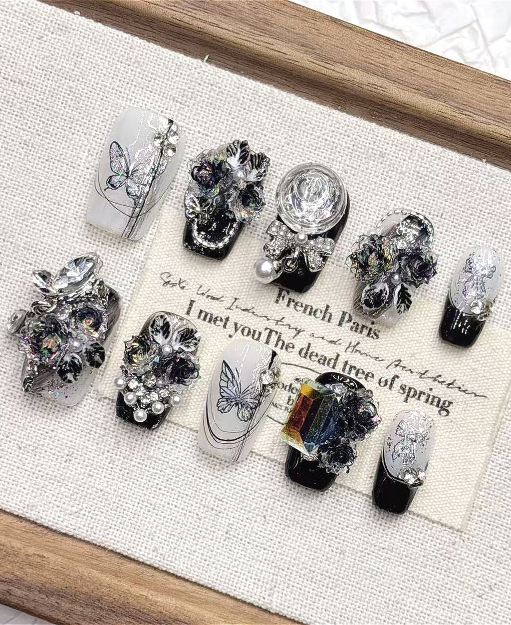 Gothic Black Camellia Pattern Press On Nails
