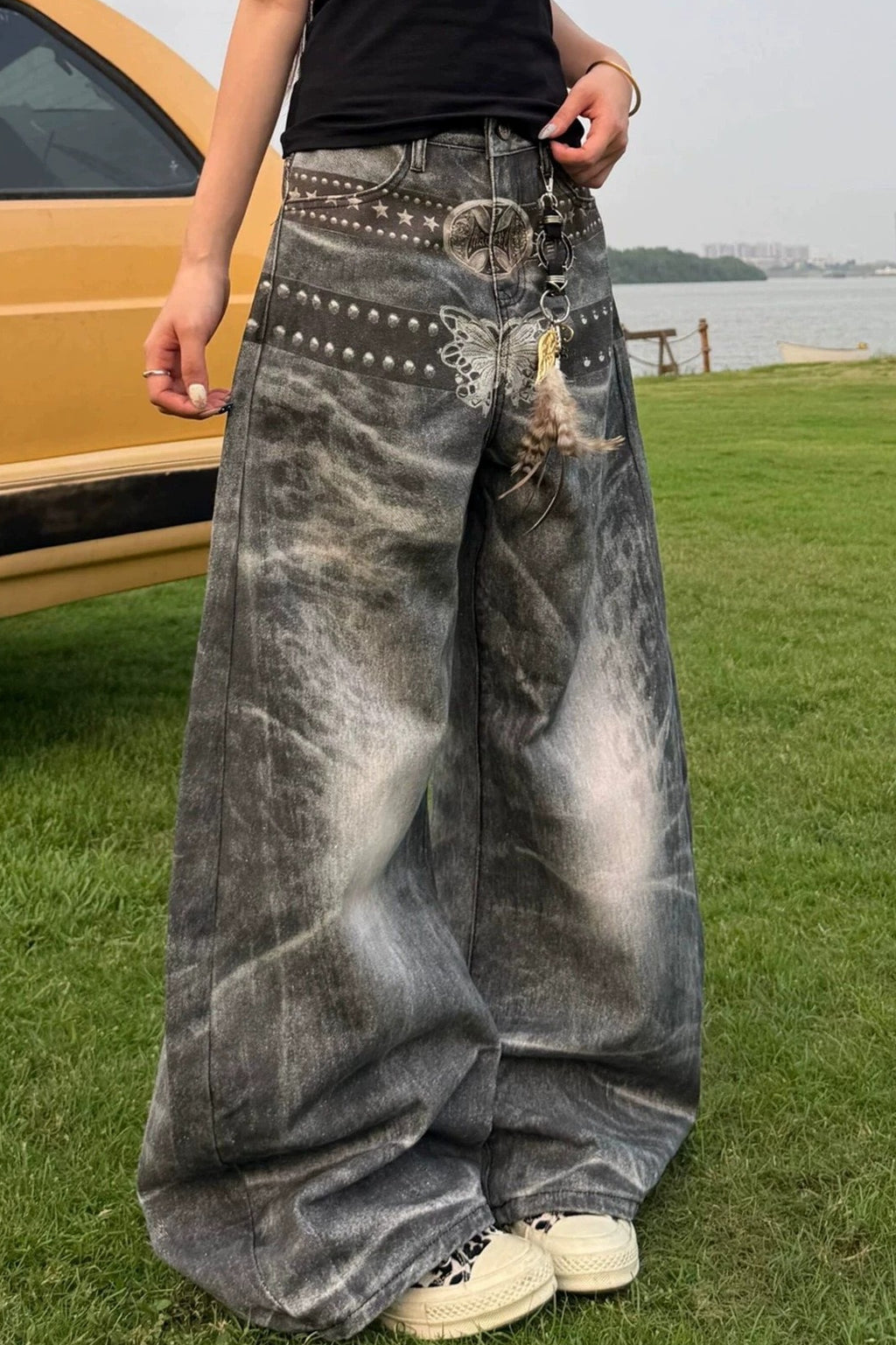 Western Print Double-Belt Barrel Jeans