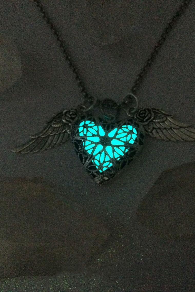 Romantic Luminous Wing Heart Necklace