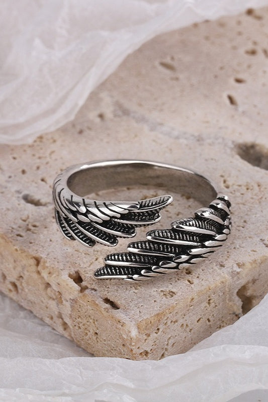 Retro Distressed Feather Wing Ring