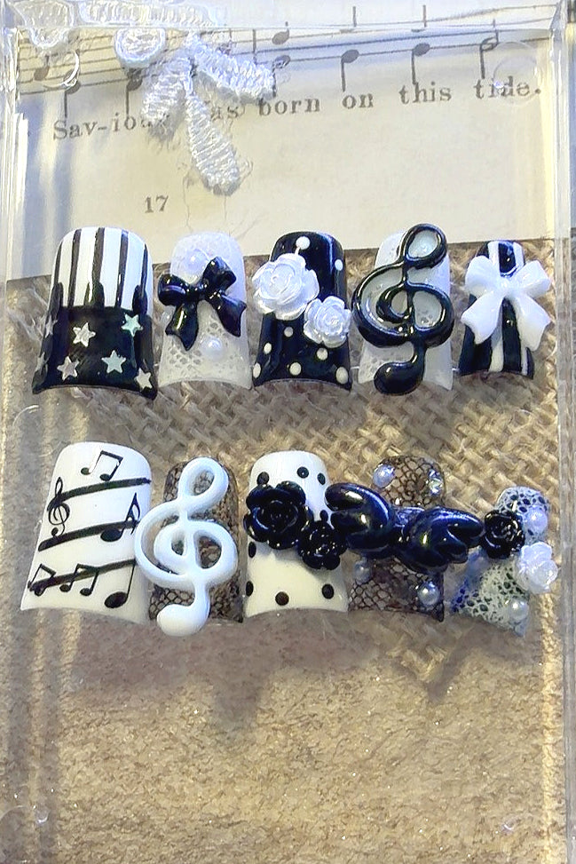 Retro Piano Music Press On Nails Main image