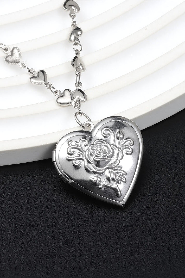 Vintage Silver Carved Heart Gothic Necklace