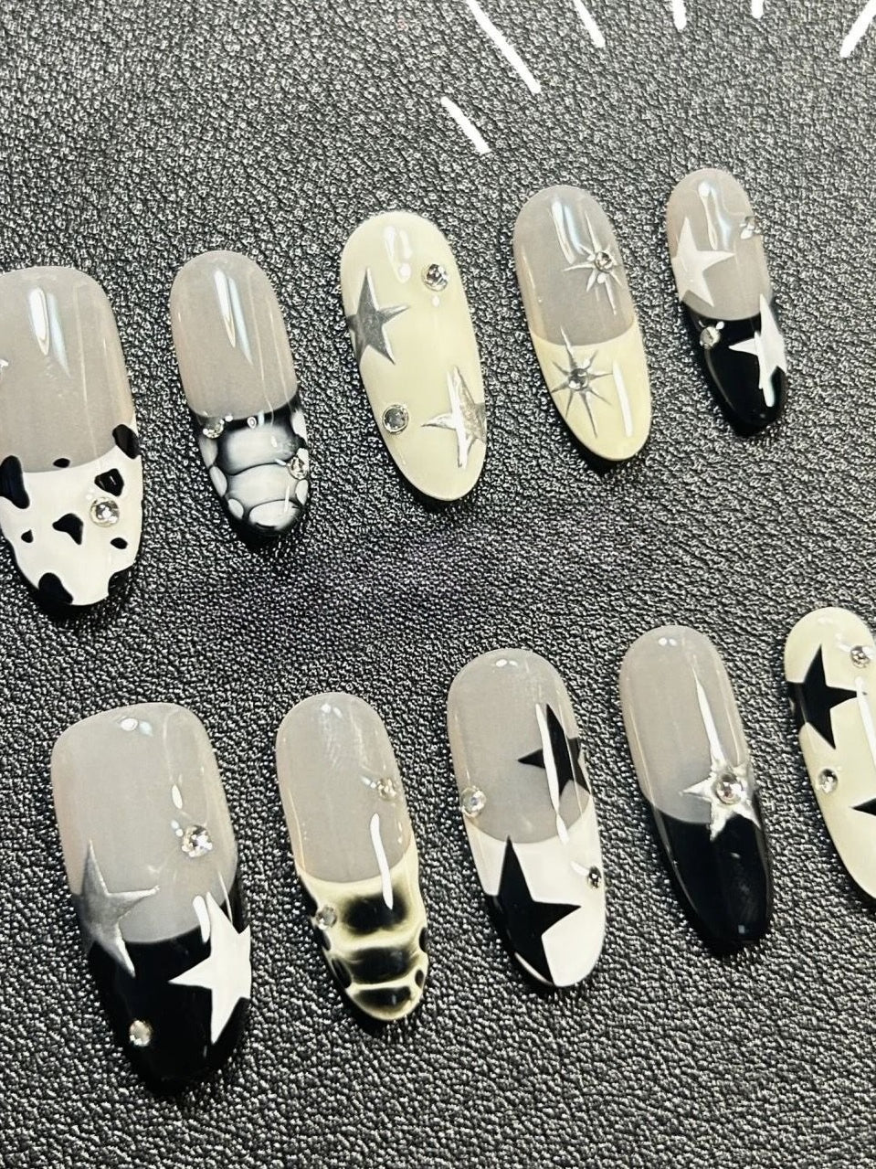 Y2K Croc Print Star Graffiti Press On Nails