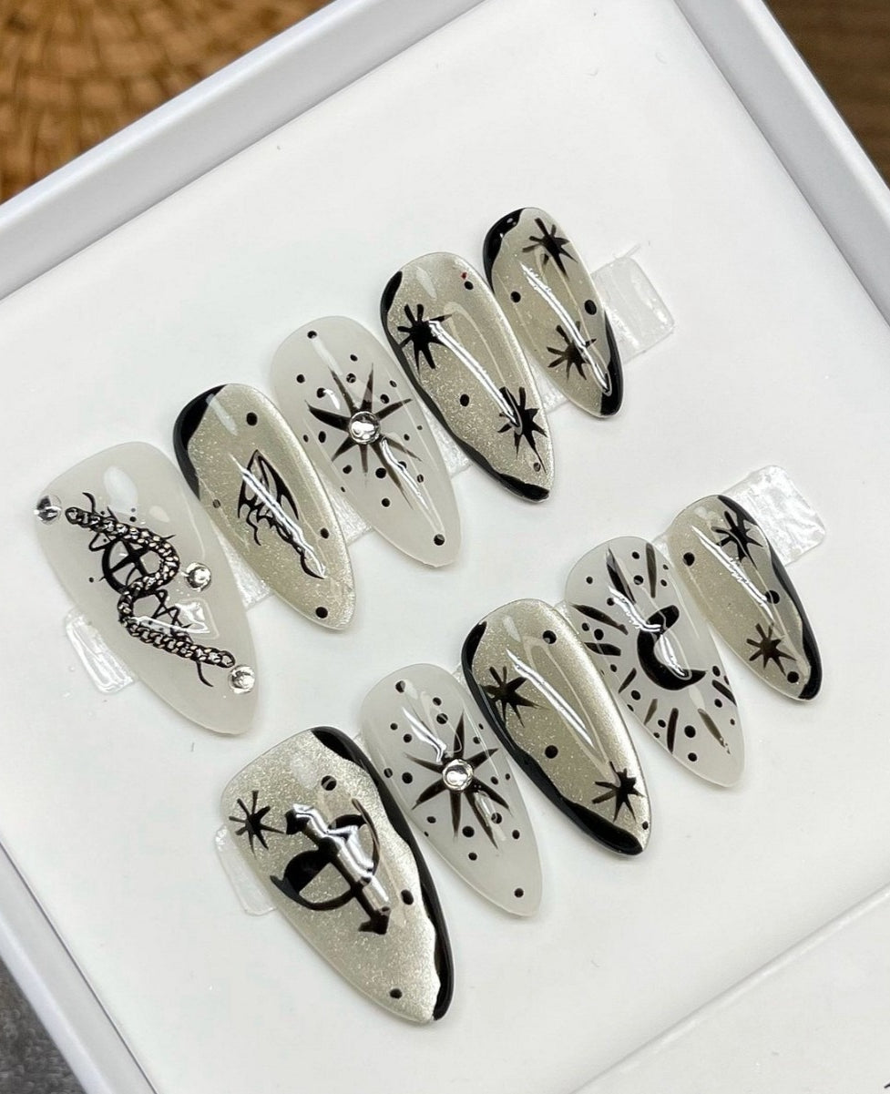Star Pattern Hand Drawn Press On Nails