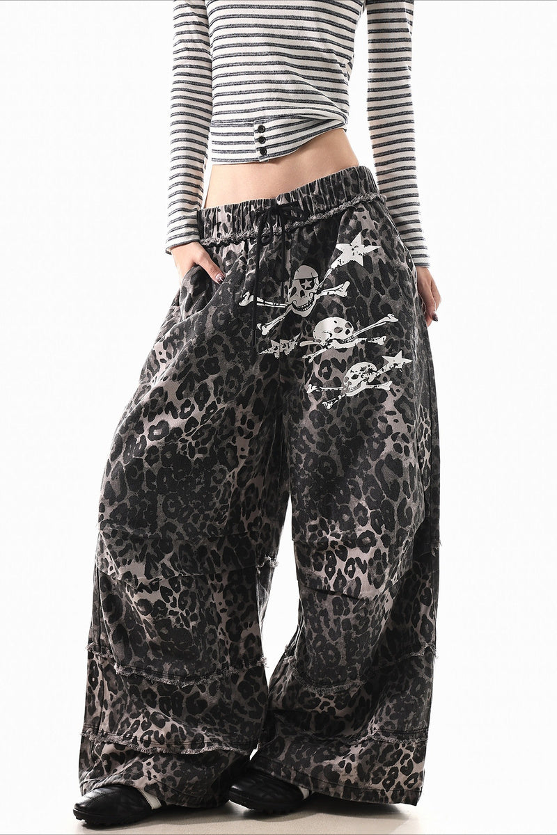 Leopard Graphic Wide Leg Pants