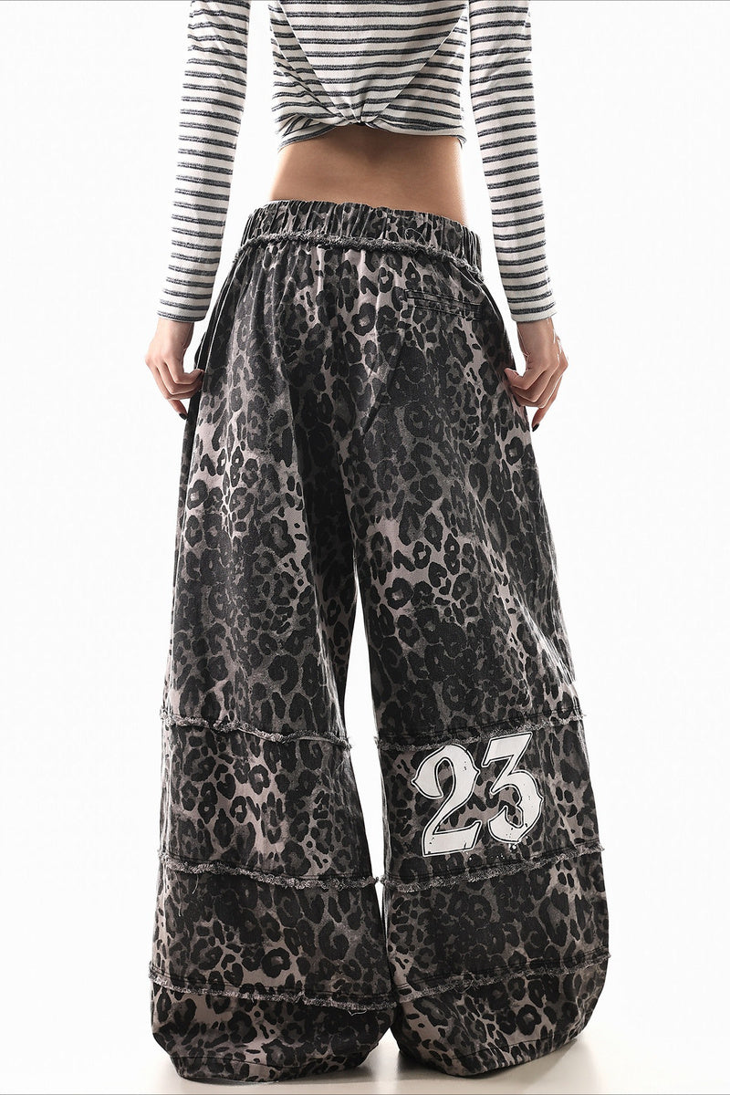 Leopard Graphic Wide Leg Pants