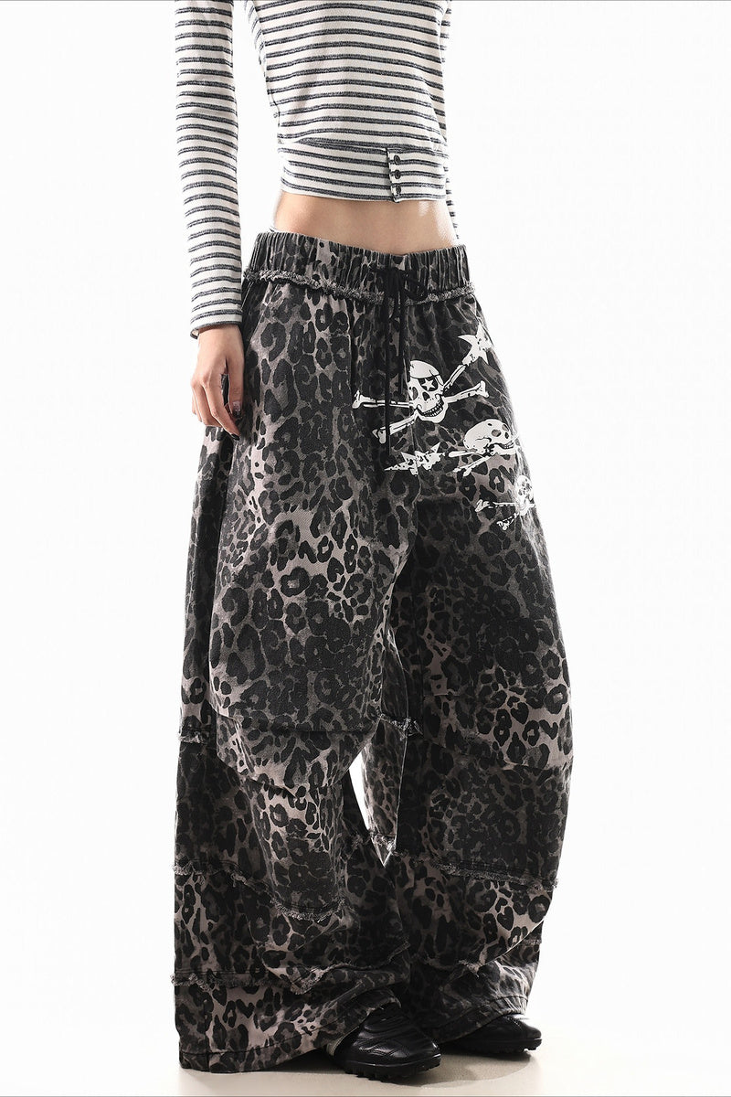Leopard Graphic Wide Leg Pants